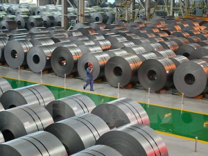 Thị trường biến động, thép nội vẫn có cơ phát triển